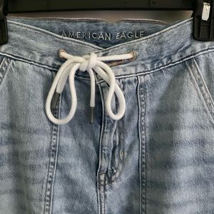 American Eagle Flowy Mom Jeans With A Tied Front